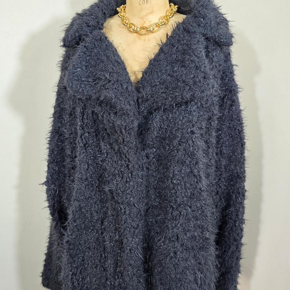 Roaman's black fuzzy hooded cardigan 4X 34/36
